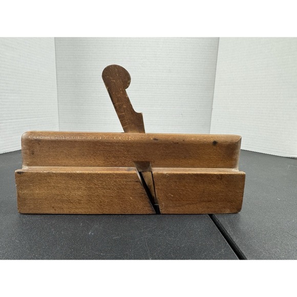 Very nice Bewly Leeds wood‎ No 13  Molding Plane no blade - Picture 1 of 15